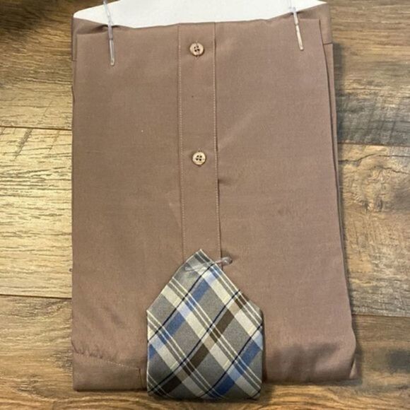 NWT MENS BUTTON DOWN SIZE M​​ - Picture 4 of 4